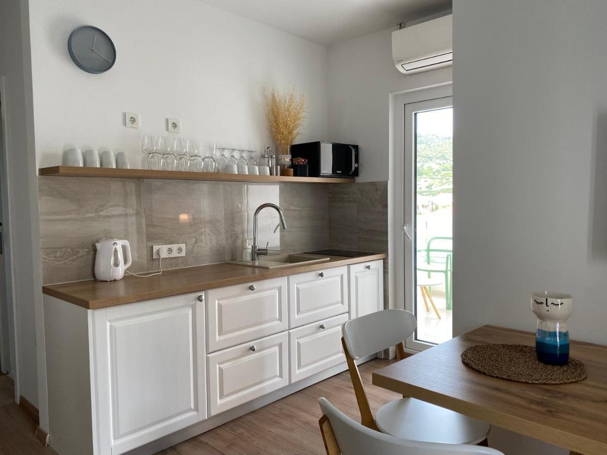 Marisa Apartments Hvar ฮวาร์ ภายนอก รูปภาพ