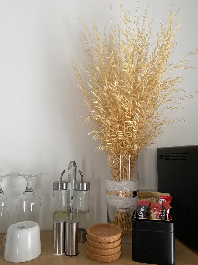 Marisa Apartments Hvar ฮวาร์ ภายนอก รูปภาพ