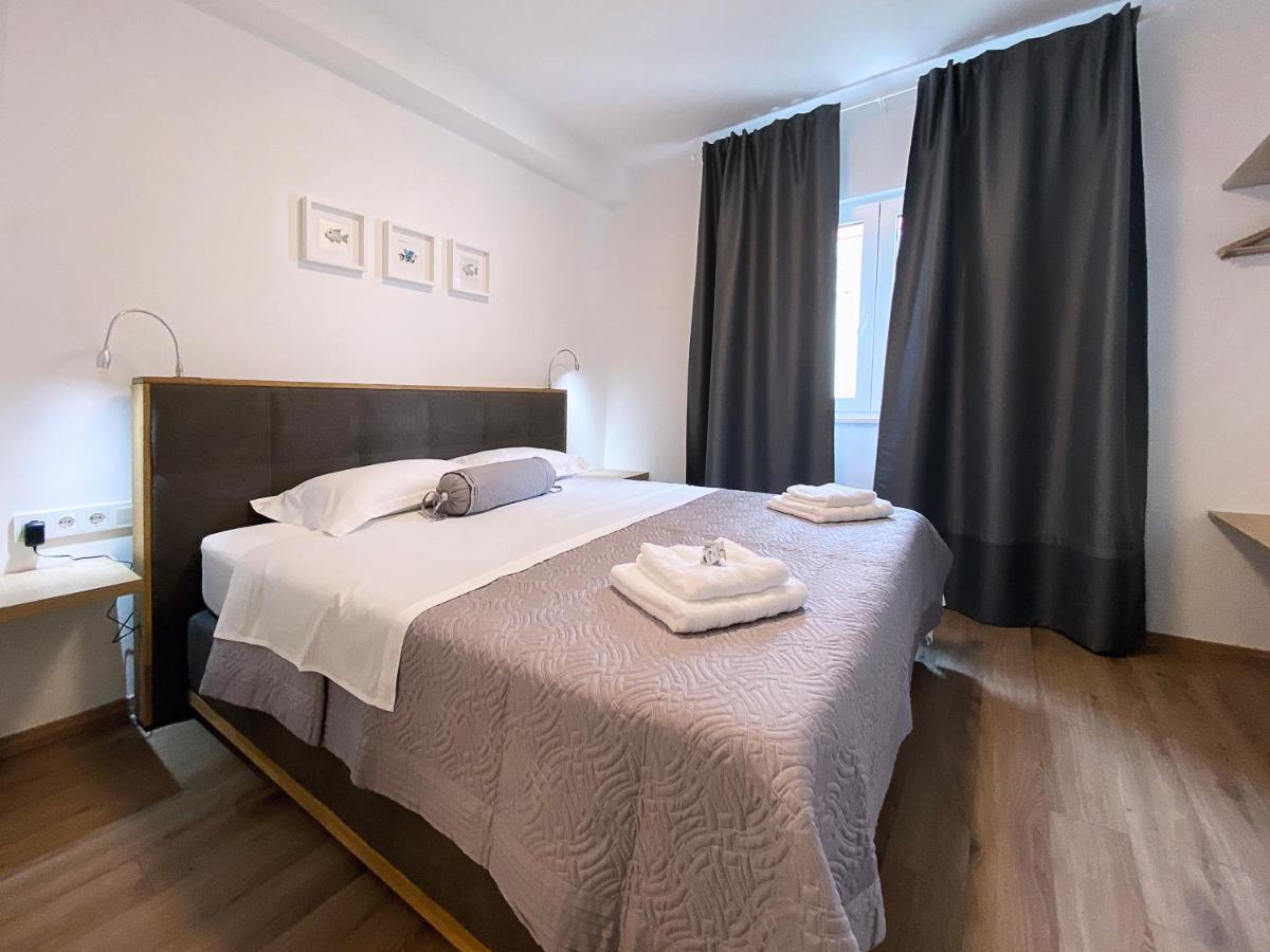 Marisa Apartments Hvar ฮวาร์ ภายนอก รูปภาพ